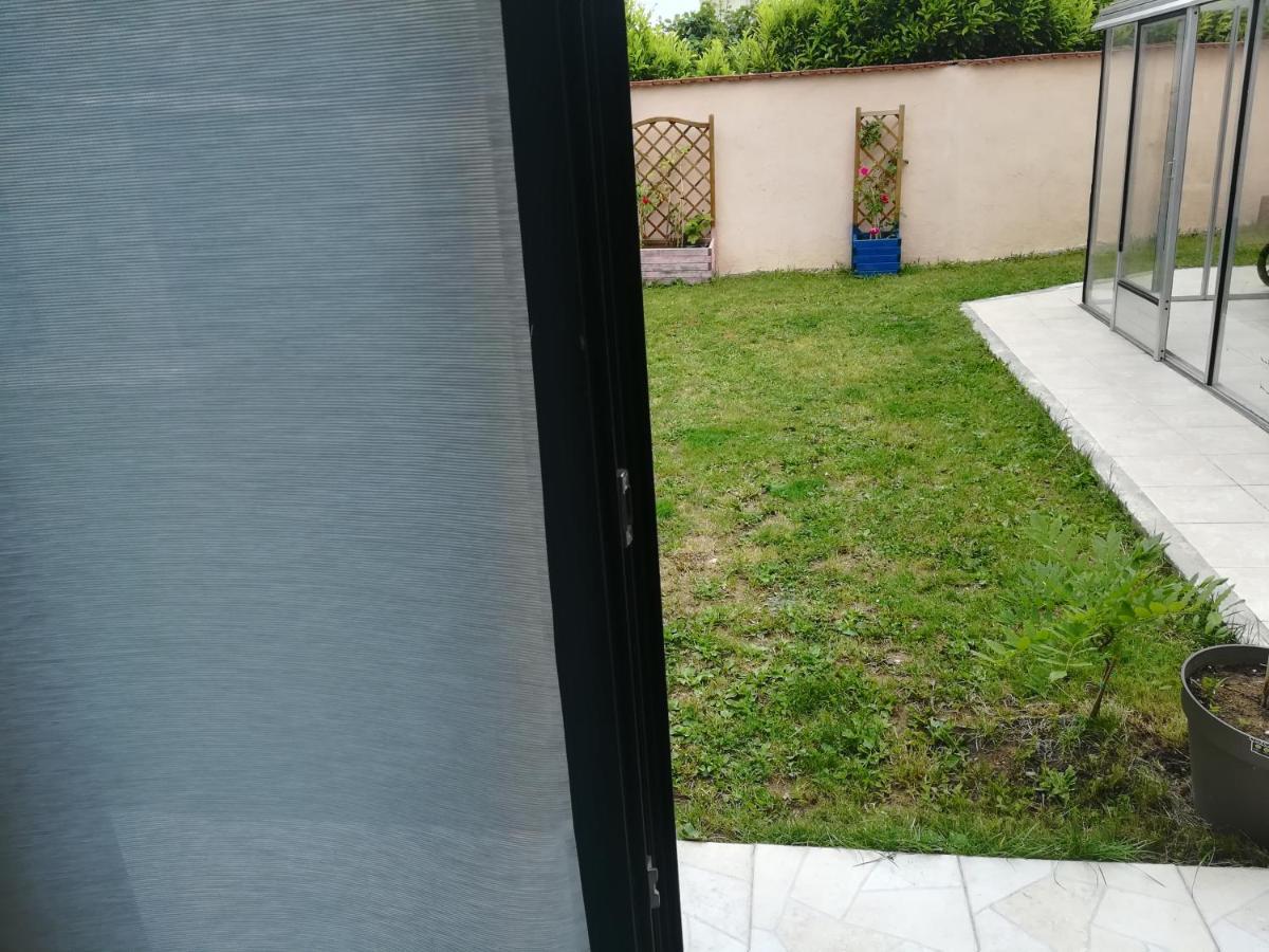Studio Dependance Maison, 5 Mnt Gare & Tram Vénissieux Eksteriør billede
