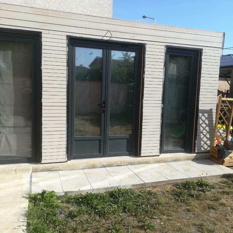Studio Dependance Maison, 5 Mnt Gare & Tram Vénissieux Eksteriør billede